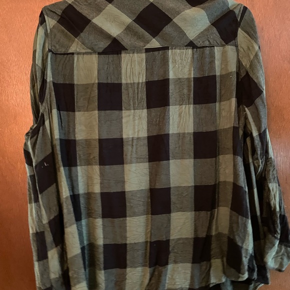 Green Buffalo plaid button down top - Picture 2 of 5